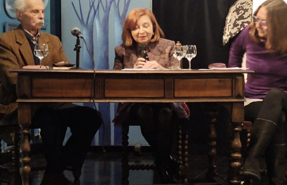 María Rosa Lojo en el 1er. Festival Internacional de Poesía del Sur, La Botica del Ángel, Universidad del Salvador, 1 de julio de 2022